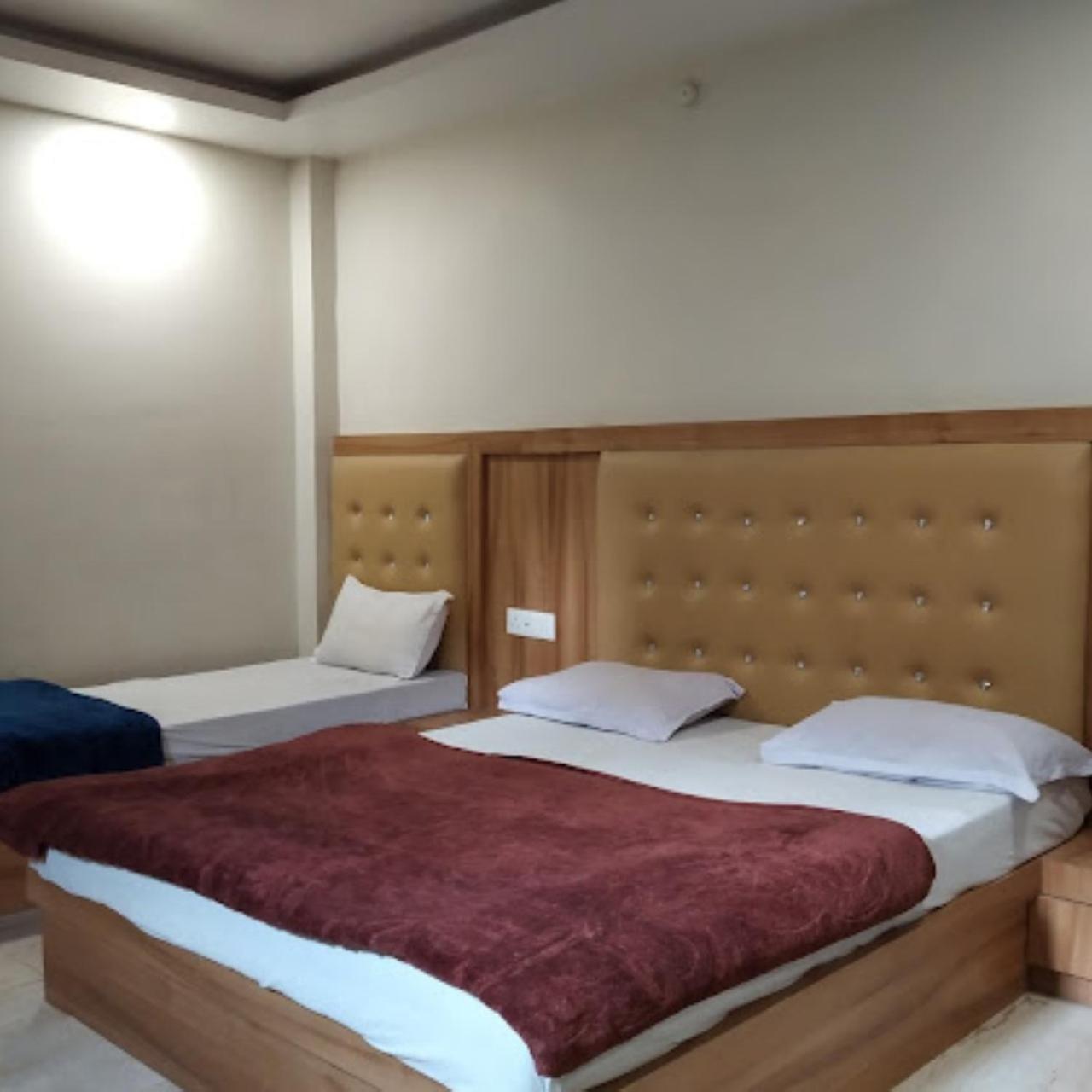 New Kumar Hotel & Banquet Lucknow Exterior photo