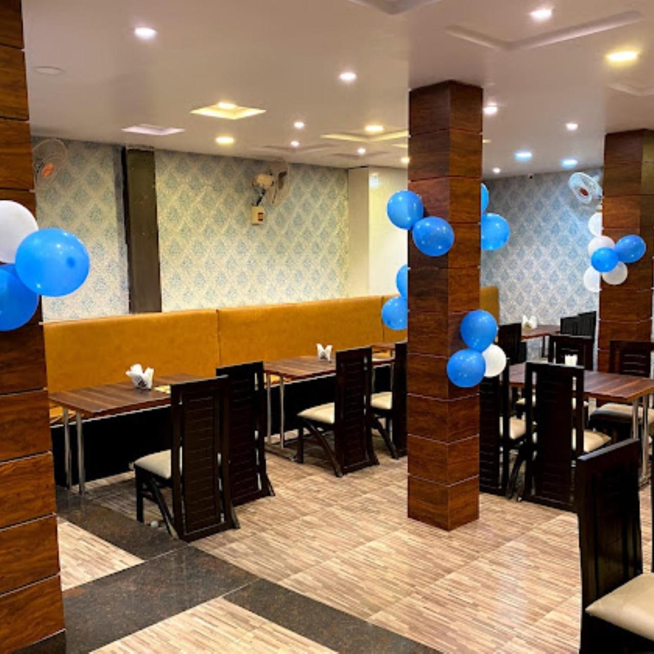New Kumar Hotel & Banquet Lucknow Exterior photo